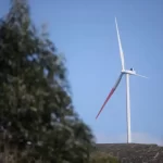 Acreedores buscan embargar bienes de España en EE. UU. por recortes en energías renovables