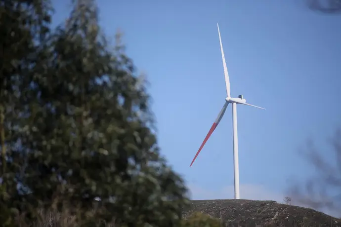 Acreedores buscan embargar bienes de España en EE. UU. por recortes en energías renovables