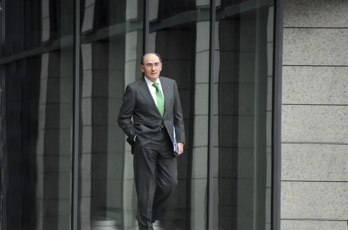 Galán (Iberdrola) destaca que el apagón se debió a la inadecuada gestión de REE