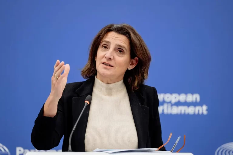 Bruselas permitirá a los países compensar el 70% del sobrecoste energético de los sectores más